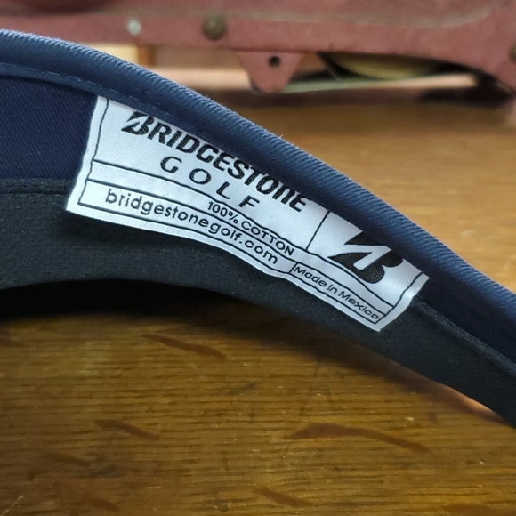 LOT OF (3) MENS BRIDGESTONE HIGH CROWN GOLF TOUR - Picture 5 of 7